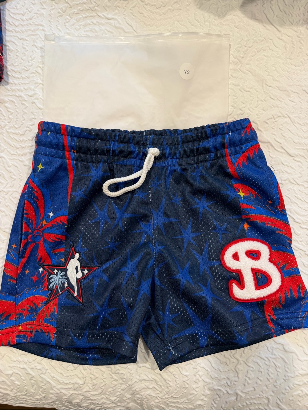 Bucketsquad BKTSQD NBA youth boys shorts Small YS NWT